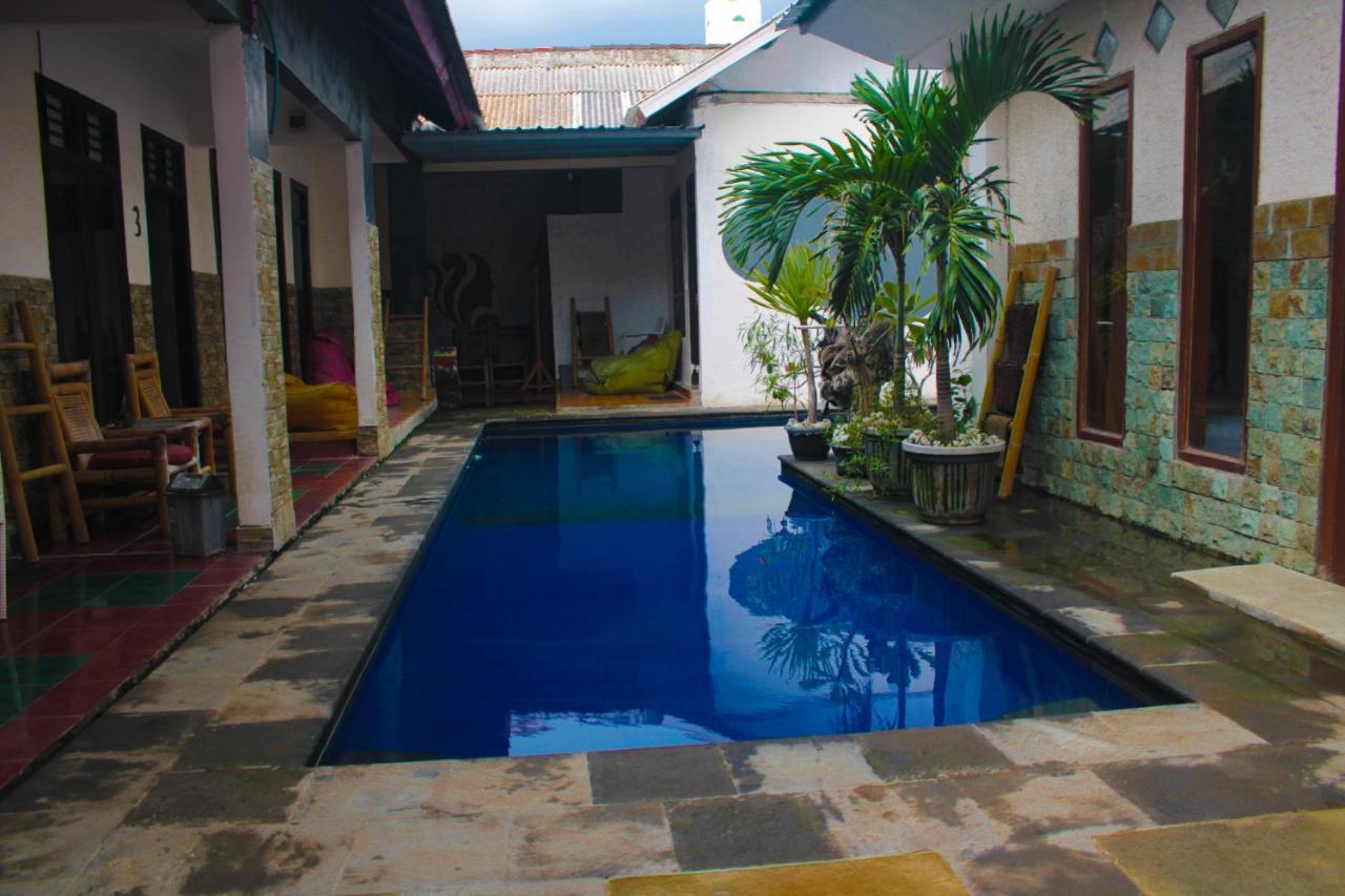 Hotel Wahyu Gili 1 Gili Trawangan Exterior foto